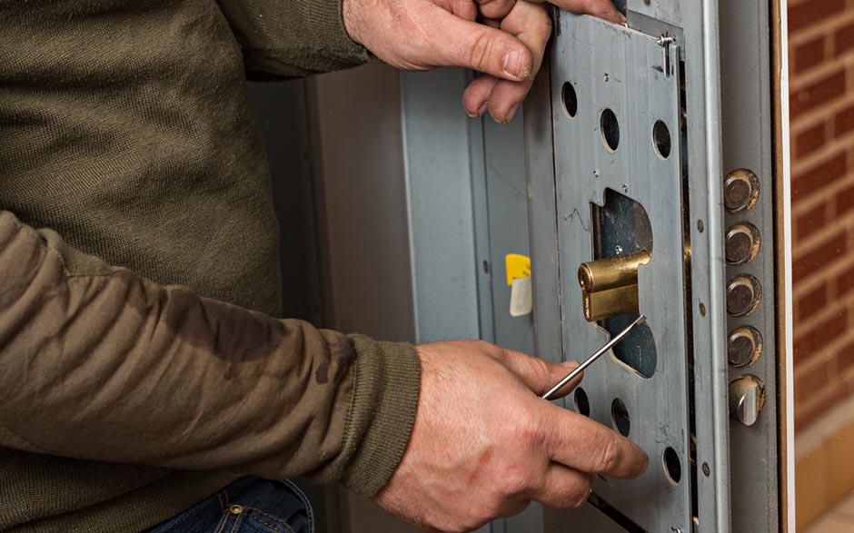 serrurier prix changement serrure Mallemort